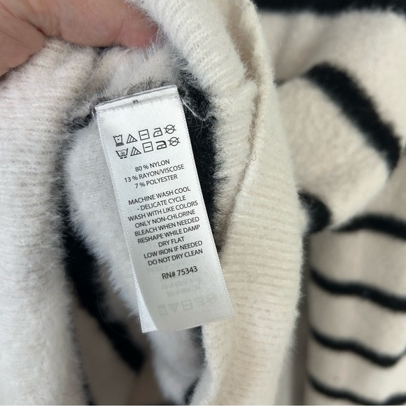 Bailey 44 Sundry Stripes Mock Neck Cozy Sweater Oyster White Black Size Large - Picture 6 of 8